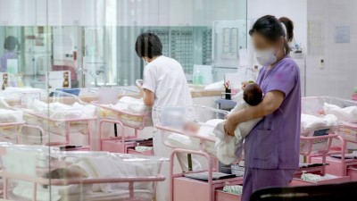 이제 출산휴가와 육아휴직 통합 가능…육아휴직 수당도 250만 원까지 늘린다